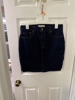 Abercrombie & Fitch Deep Indigo Denim Mid rise denim Skirt